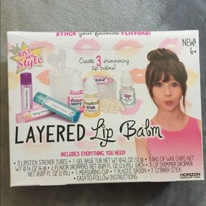 Make your own lip balm kit